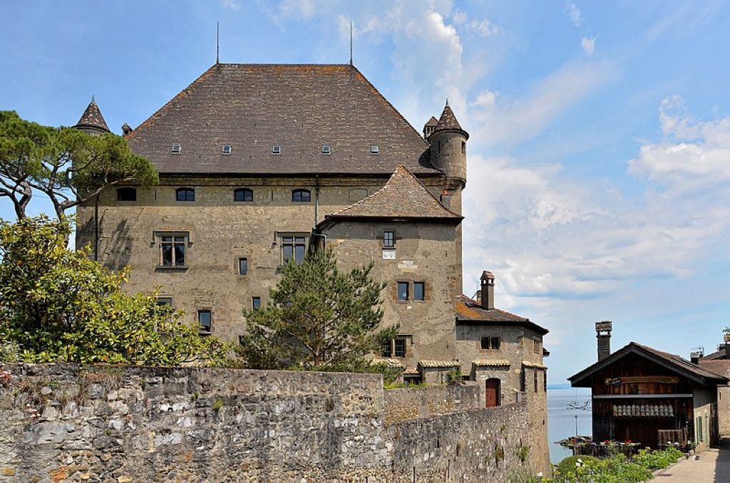 Yvoire HauteSavoie  Château Village Dyvoire