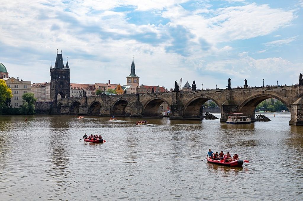 Prag Karlsbrücke Le Pont Charles Karluv Most