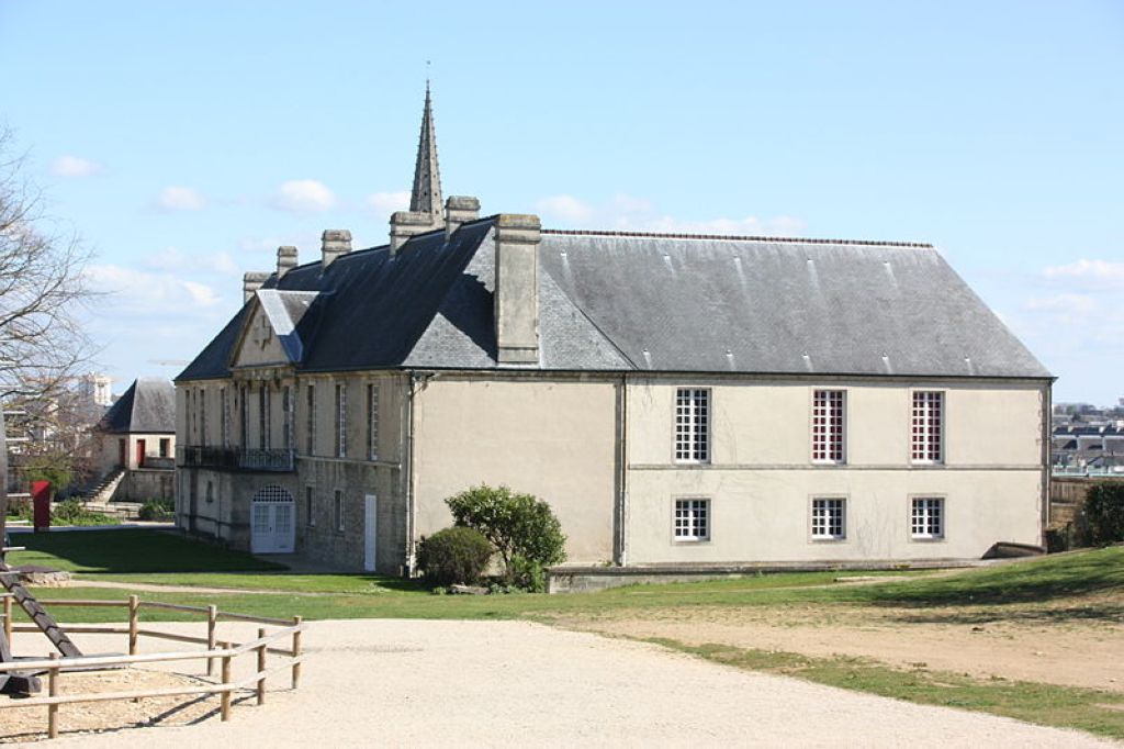 Musée Normandie palais gouverneur Le Musée De Normandie  Caen