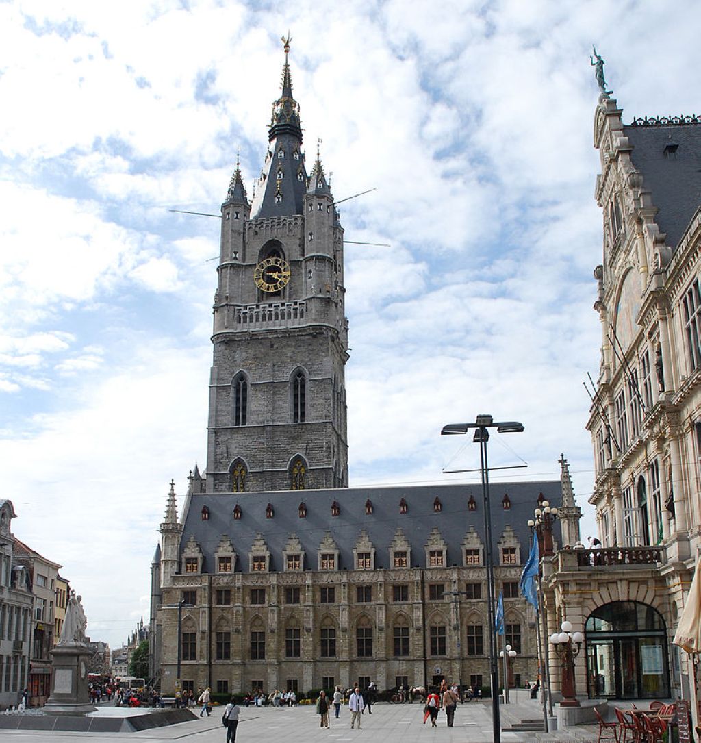 Belfry with Cloth Hall and the National Theater Ghent on the right Beffroi De Gand