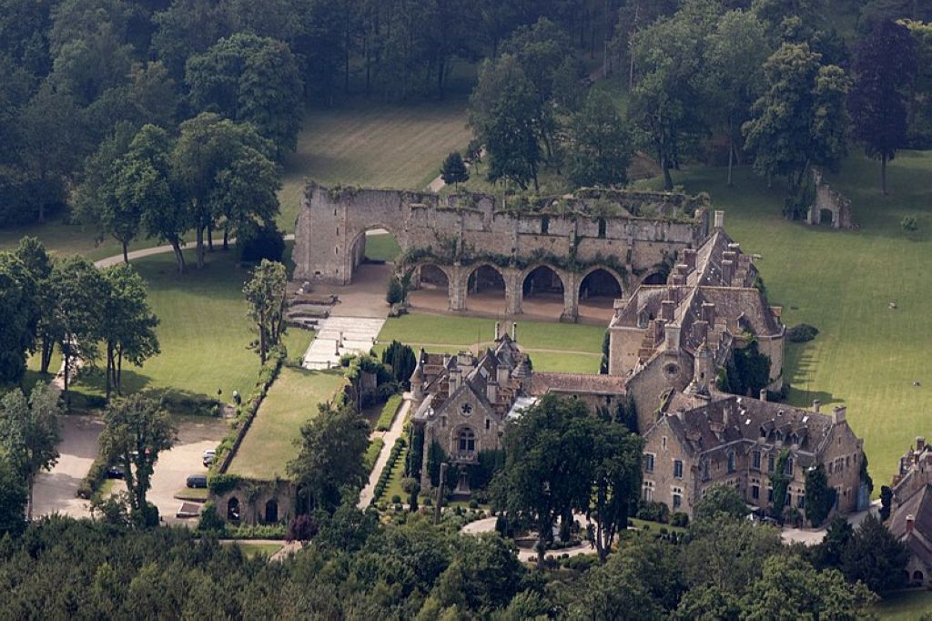 Abbaye des VauxdeCernay Abbaye Des VauxDeCernay