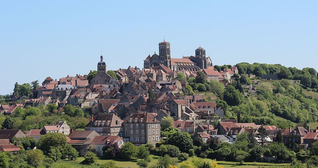Village de Vézelay Village De Vézelay