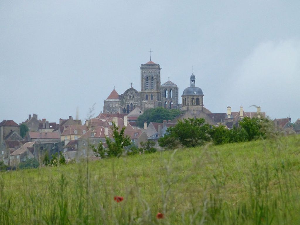 Paysage autour de Vézelay Yonne Village De Vézelay