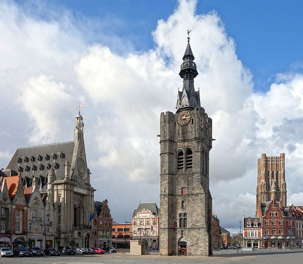 La Grand Place de Béthune Bethune