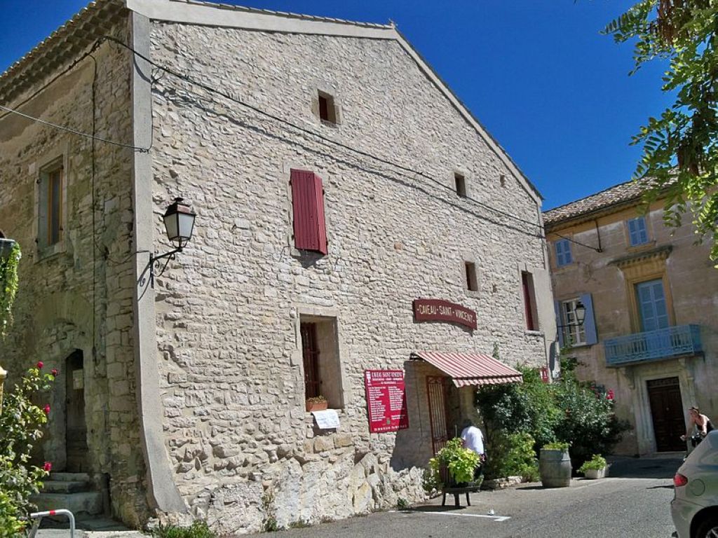 Caveau Saint Vincent de Tavel Gard Tavel