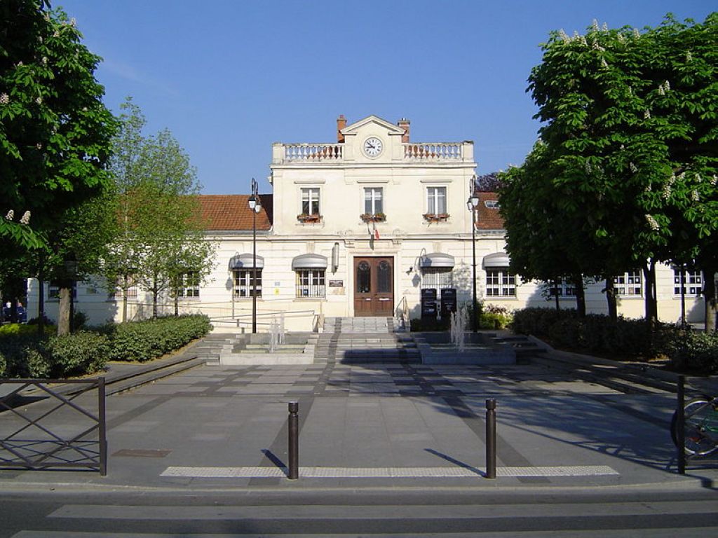 The District Court Antony