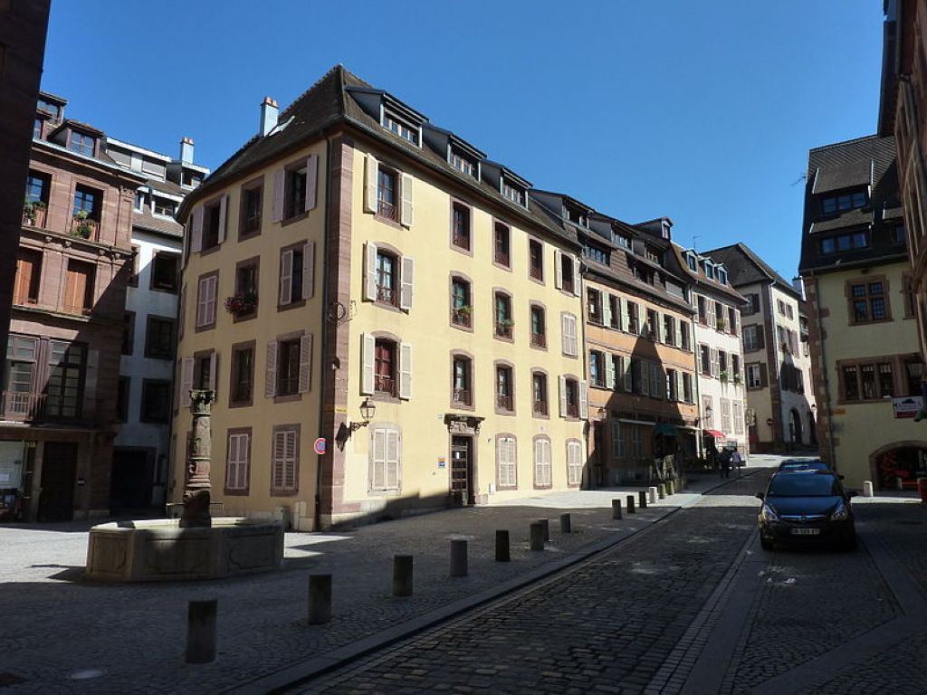 Grande Rue de Belfort en Vieille-Ville Territoire-De-Belfort