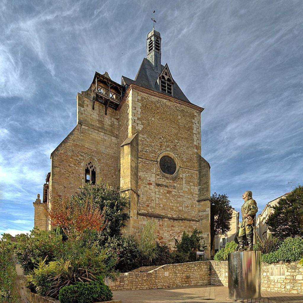 Bergerac SaintJacques church and Cyrano Bergerac
