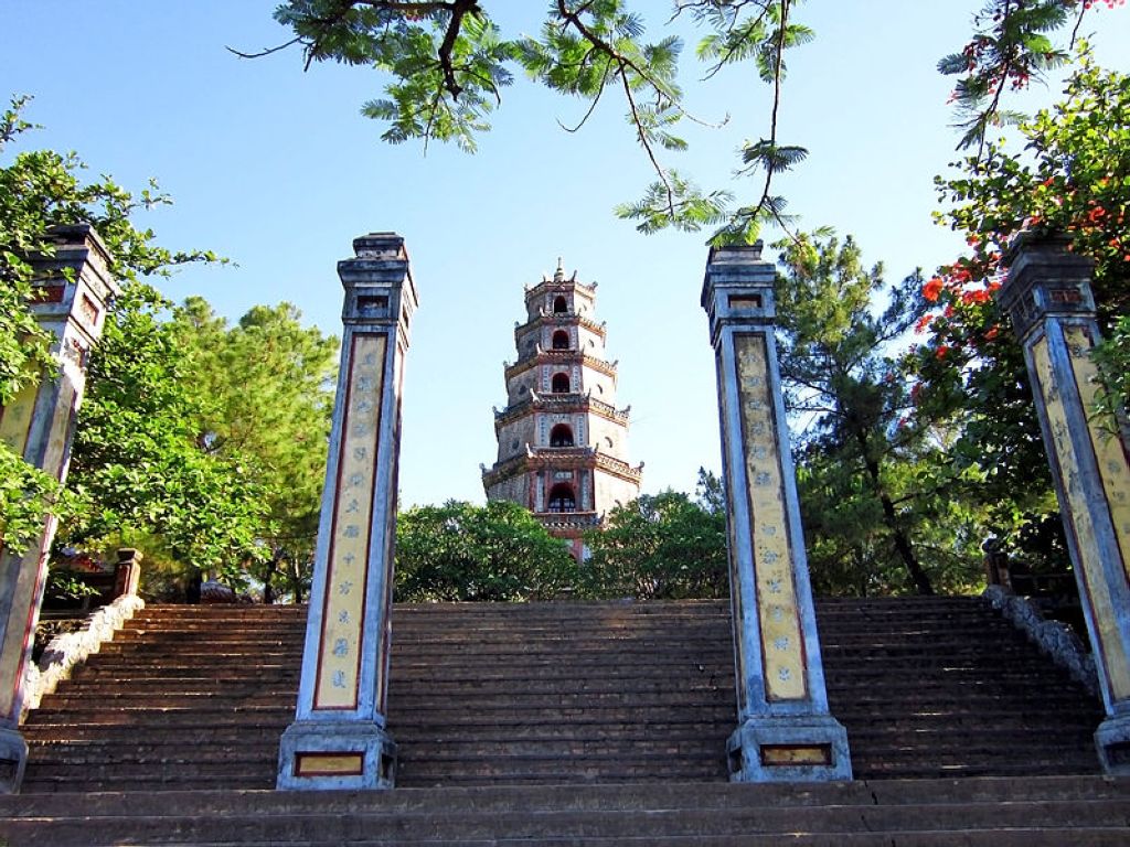 Thien Mu Pagoda in Hue Hue