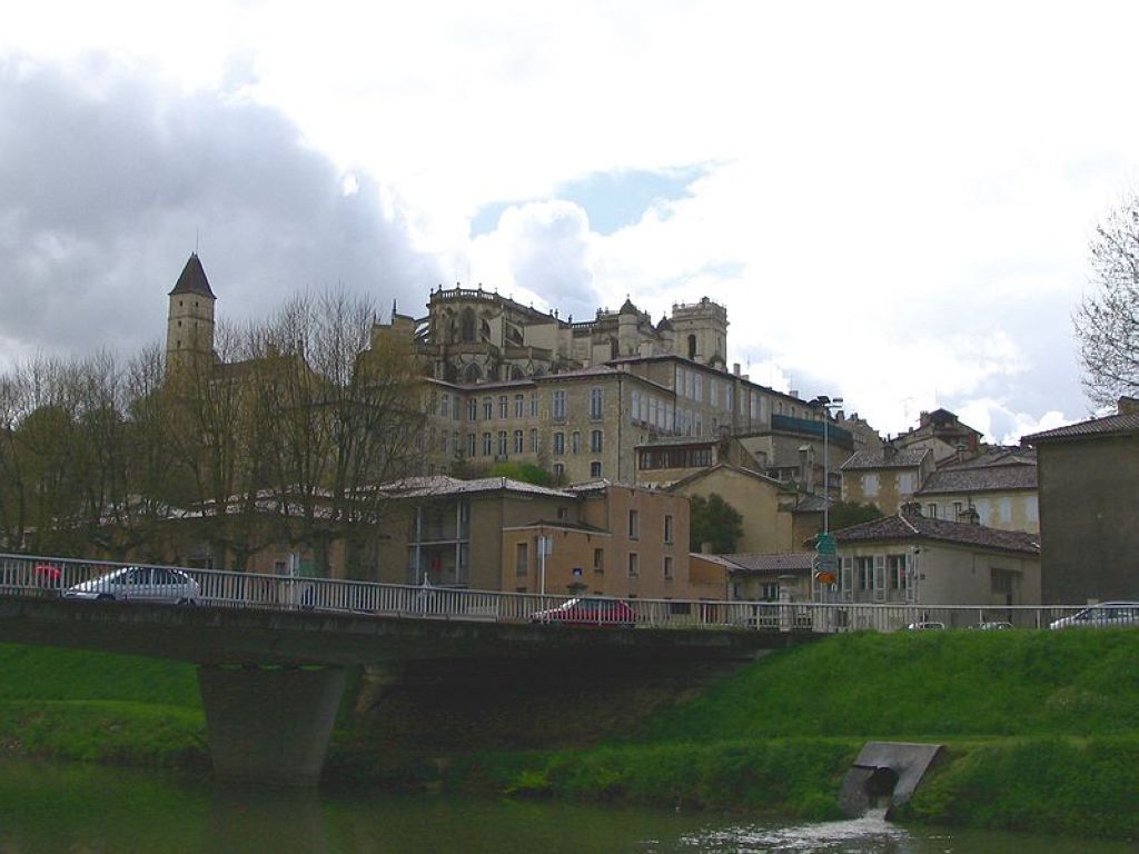 Auch Haute ville depuis Gers Auch