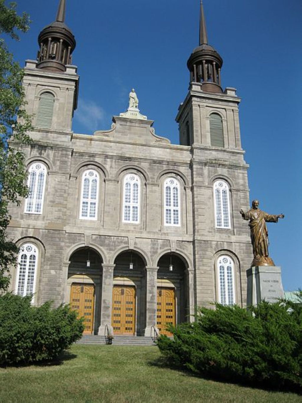 Eglise SaintVincentdePaul  Laval Laval