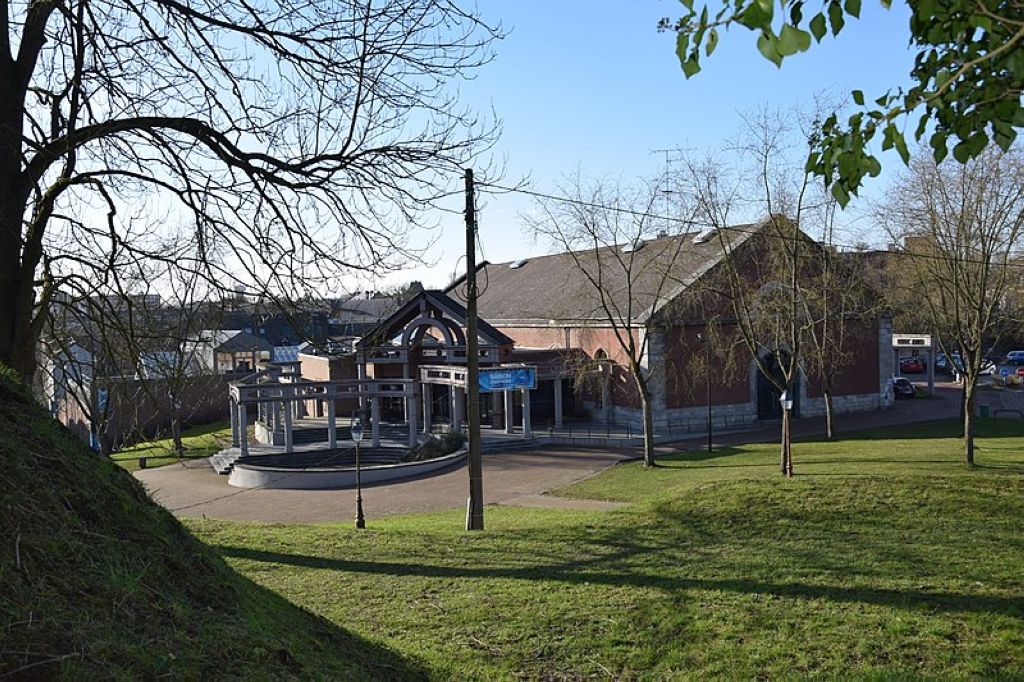 Maubeuge theatre Maubeuge