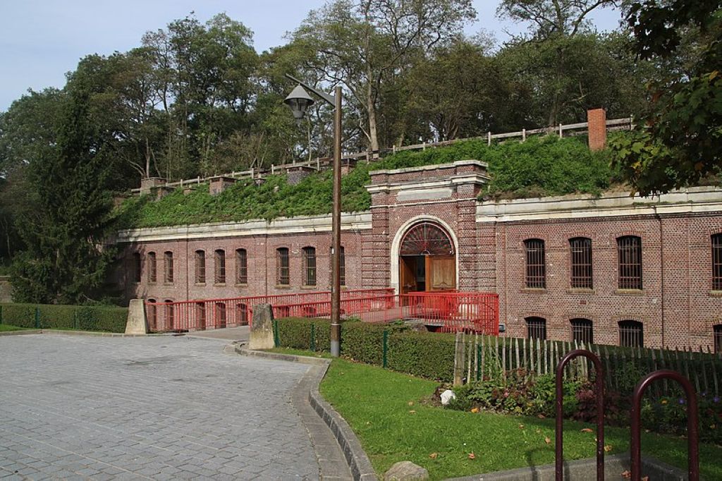 Lentrée du fort de MonsenBaroeul MonsEnBaroul