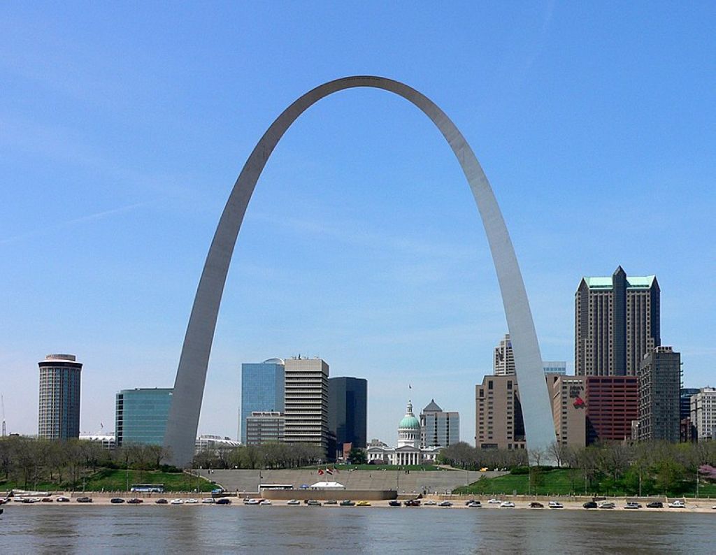 St Louis Gateway Arch Missouri