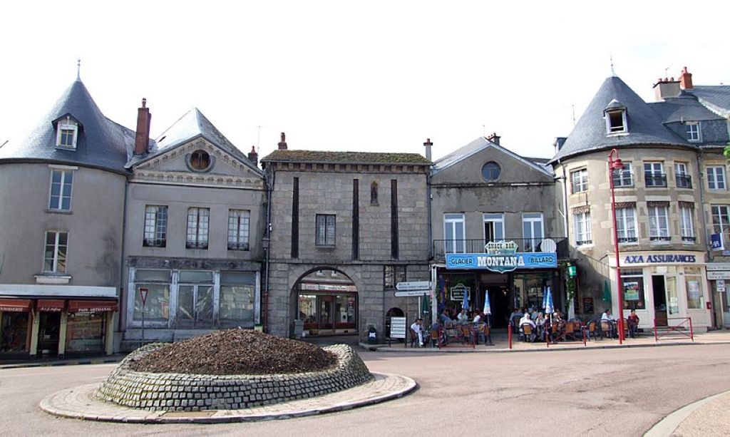 ChateauChinon ChateauChinon1