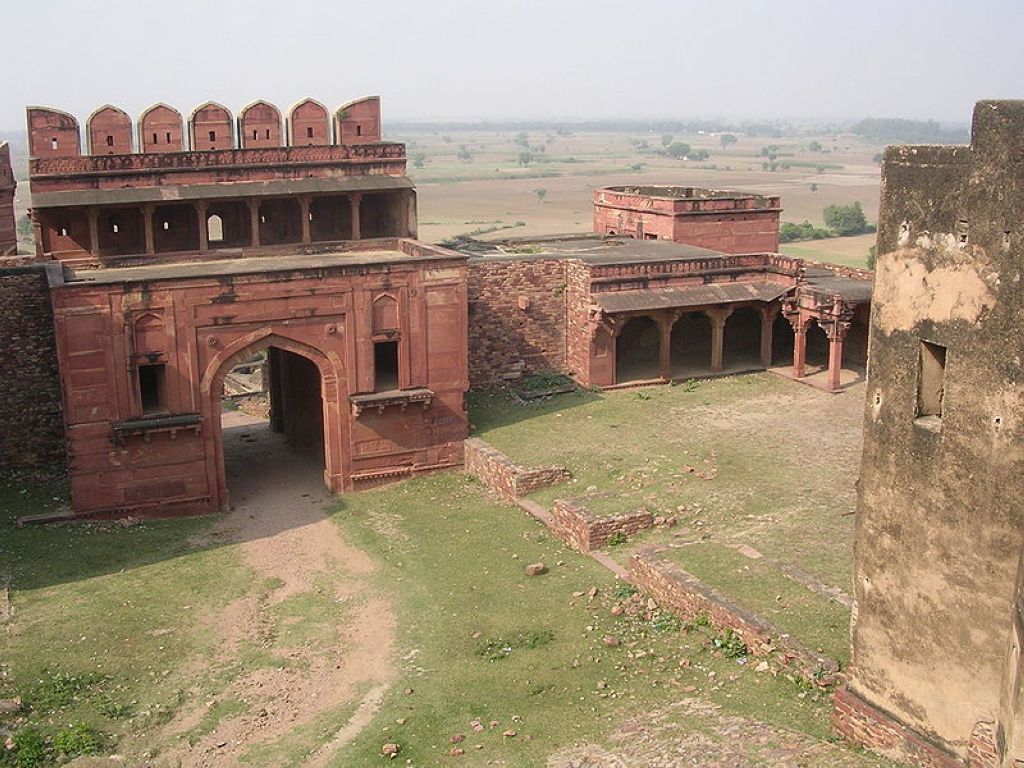 A building in FatehpurSikrî  near Agra in India  FatehpurSikri