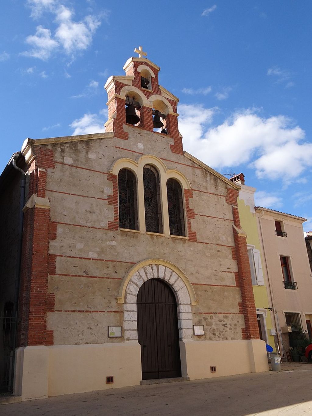 Eglise paroissiale Sainte Eulalie et Sainte Julie Alénya PyrénéesOrientales France Alenya