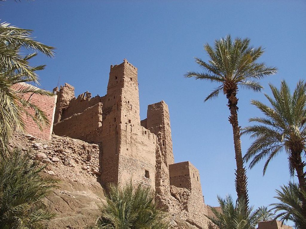 Une casbah dans la vallée du Draa La Vallée Du Draa  Au Départ De Ouarzazate
