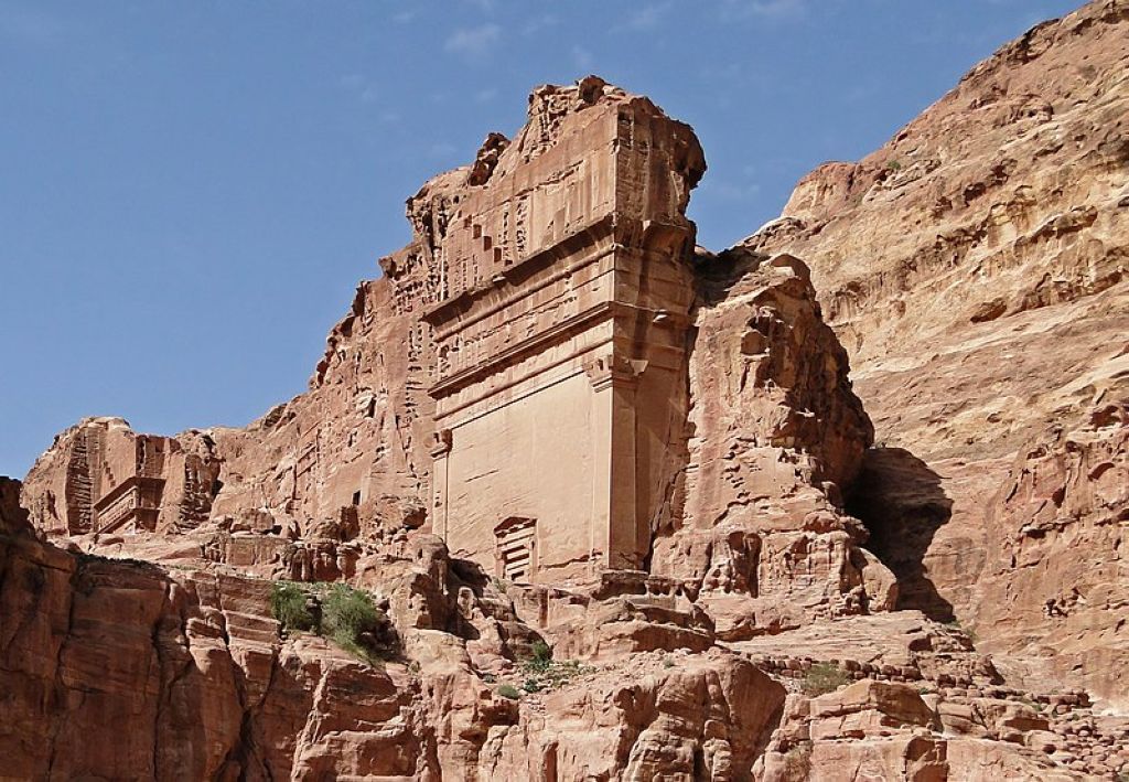 Tomb of Aneishu at Petra in Jordan Les Tombeaux Royaux  Petra