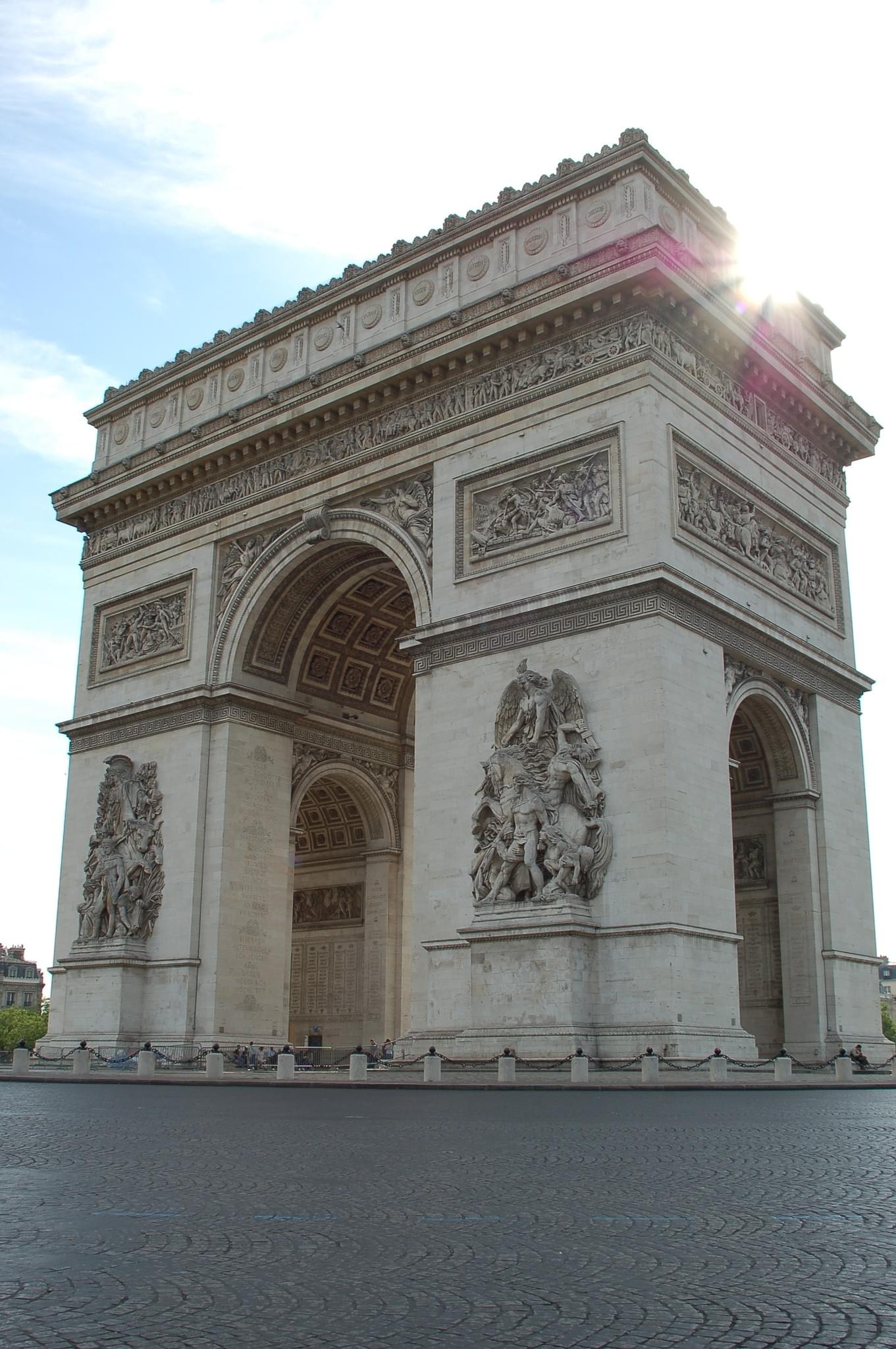 arc-de-triomphe-3