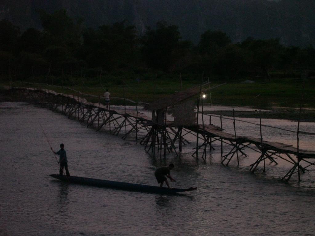 vang-vien
