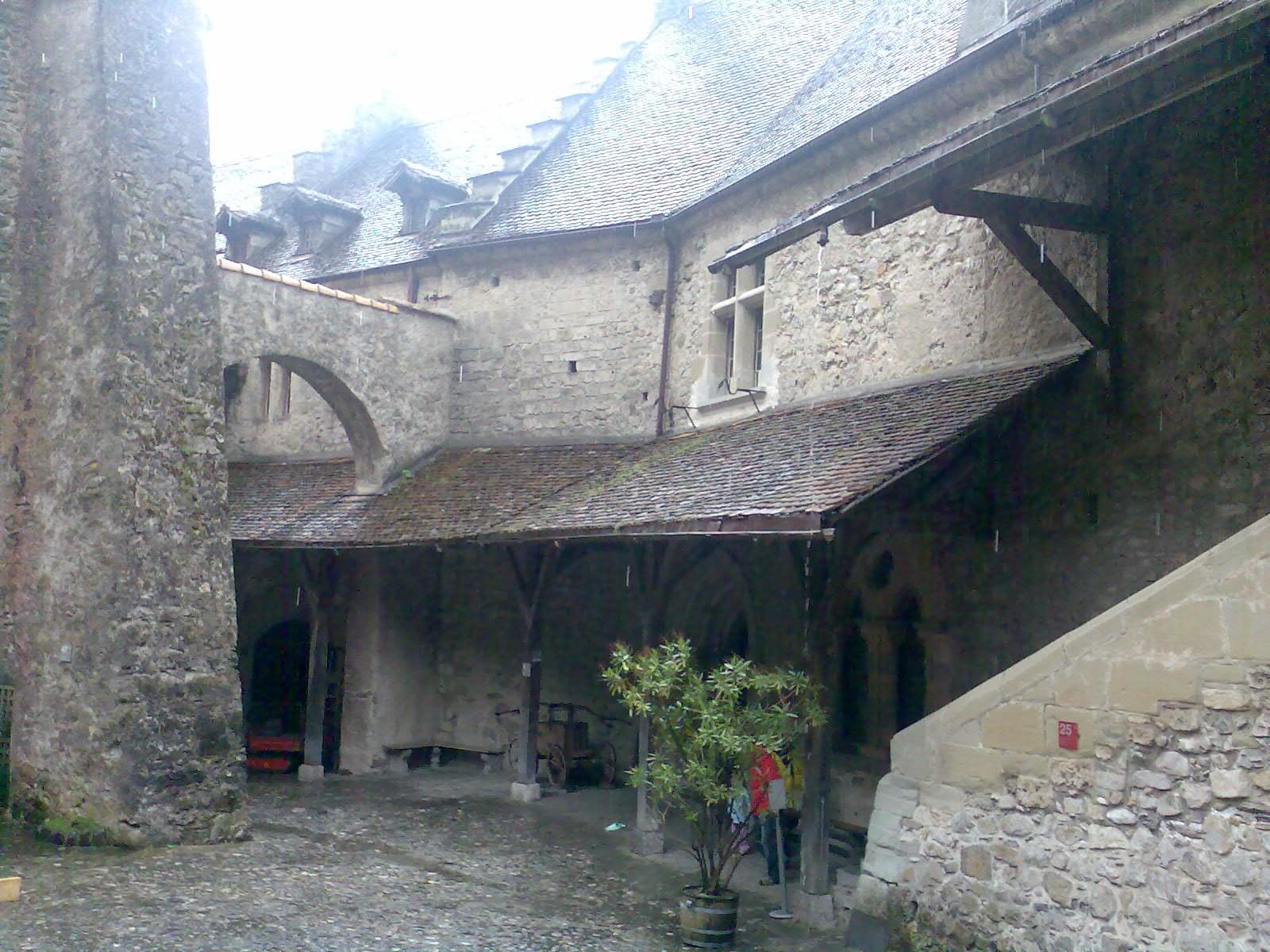 chateaudechillon7089