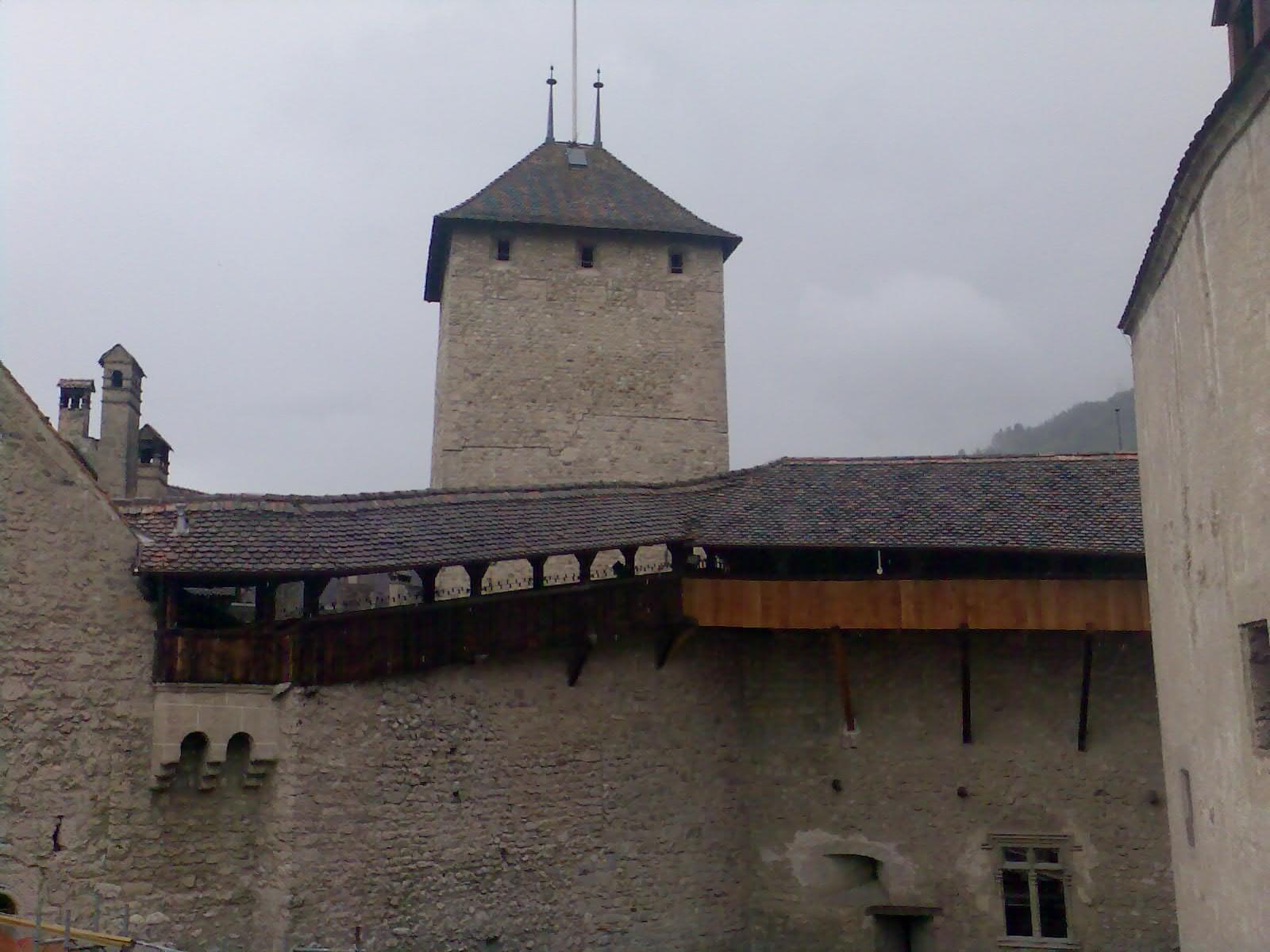 chateaudechillon7089
