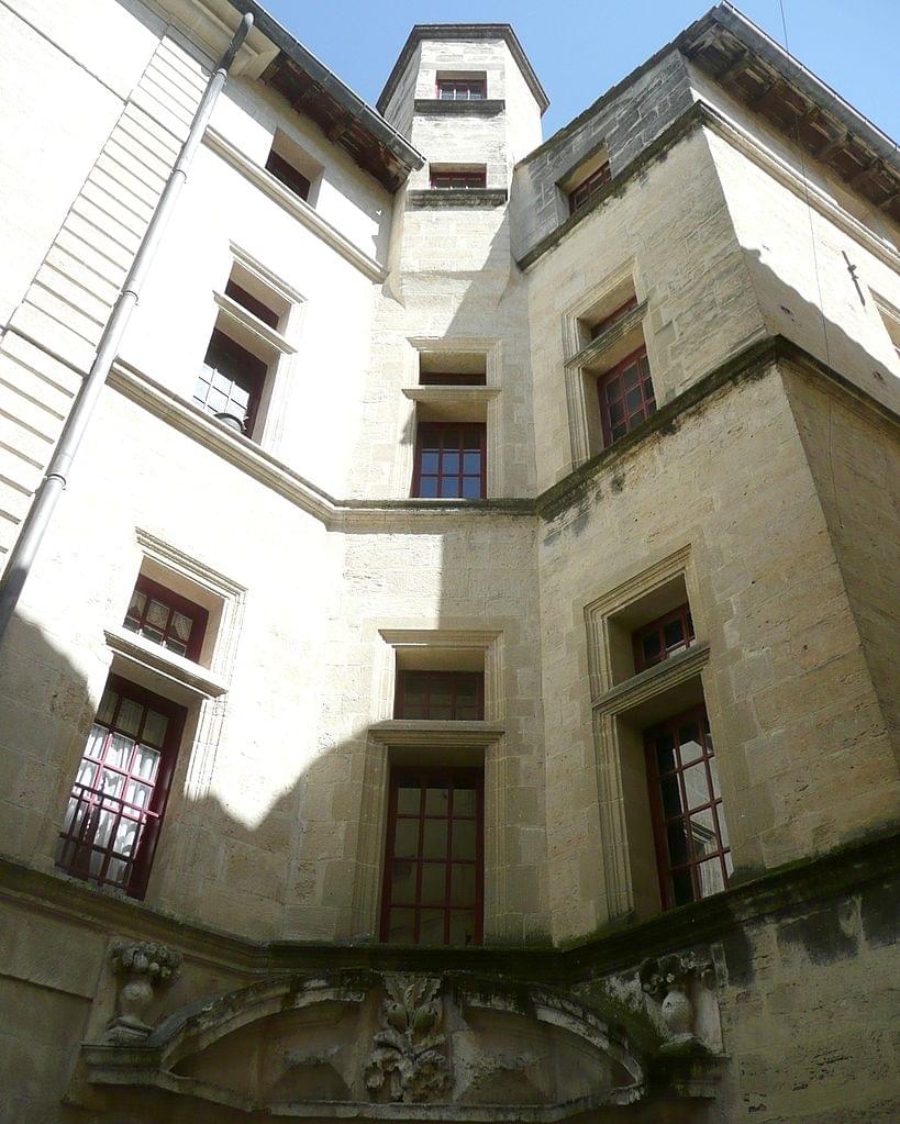 Rue St Etienne
