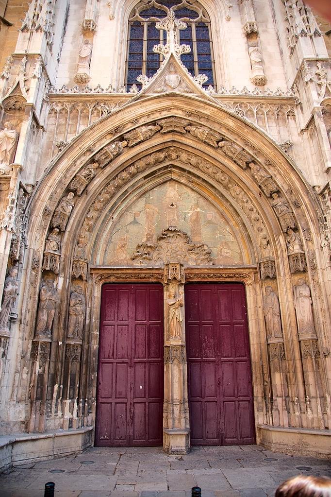 Le portail principal de la cathédrale