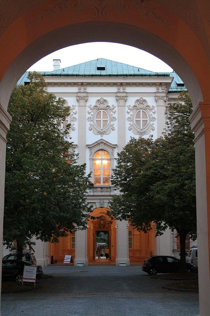La cour intérieure