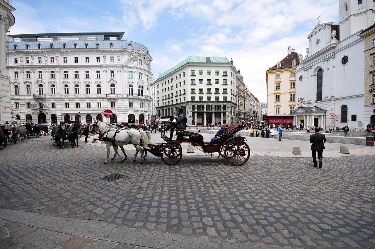 La Place st Michel