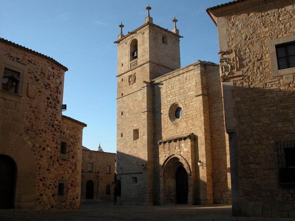 L'église concathédrale Santa María