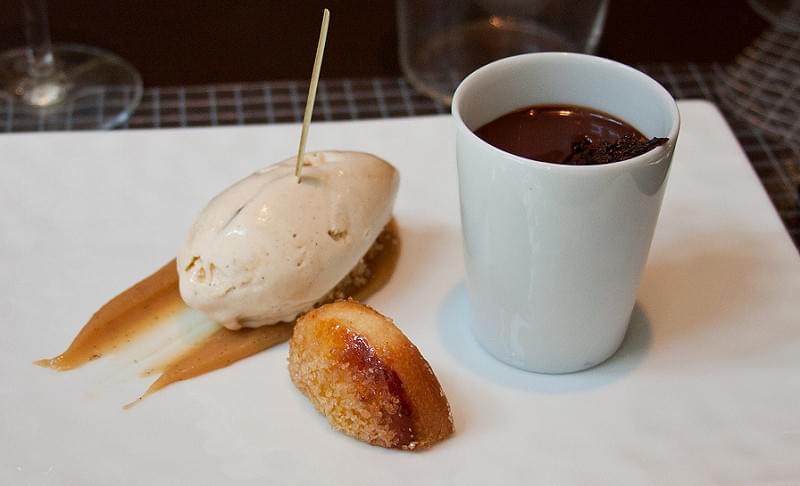 Dessert at Ze Kitchen Galerie