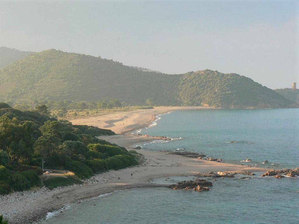 Plage De Fautéa Une Des Plus Belles Plages De La Corse Du