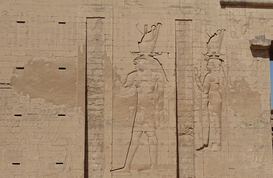 Photo Les Dieux Égyptiens : Une Fascinante Plongée dans la Mythologie Ancienne