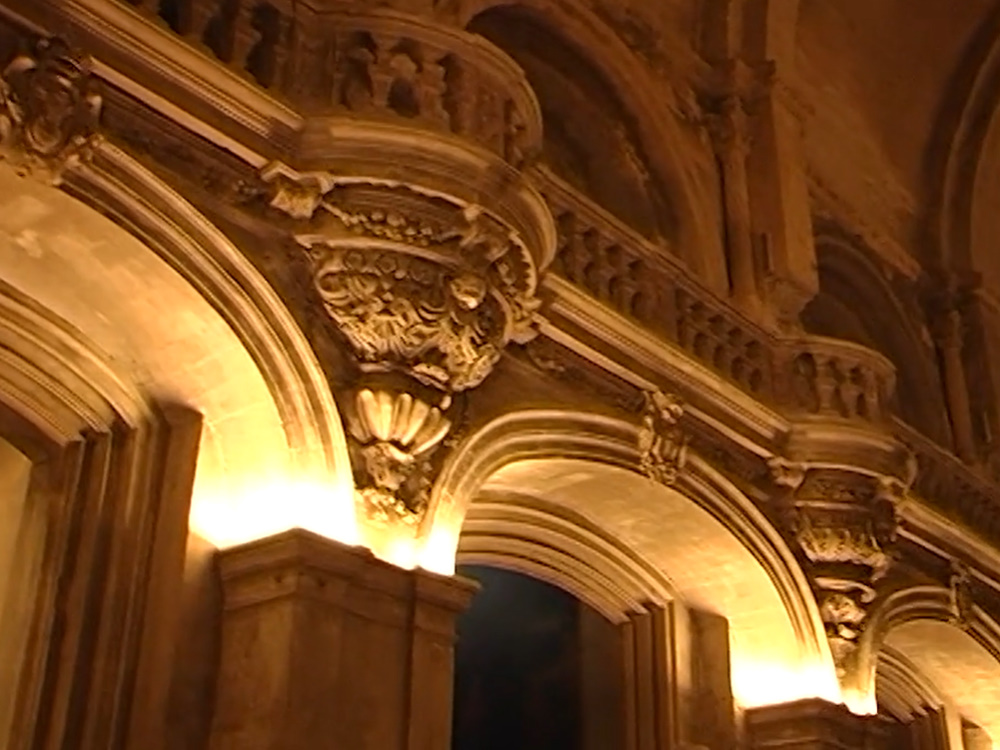 Cathédrale Notre-Dame des Doms d'Avignon intérieur détails